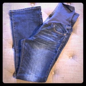Old navy maternity boot cut jeans - sz 8